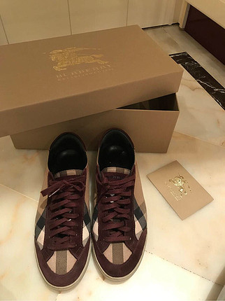 Burberry bordo ayakkabı