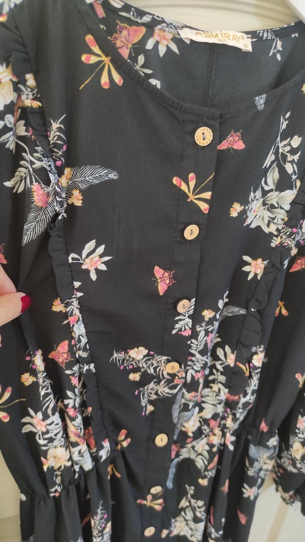 Uzun Kollu Siyah Çiçek Desenli Elbisesi - Görsel 4