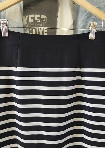 H&M Çizgili Pilili Midi Kalem Etek