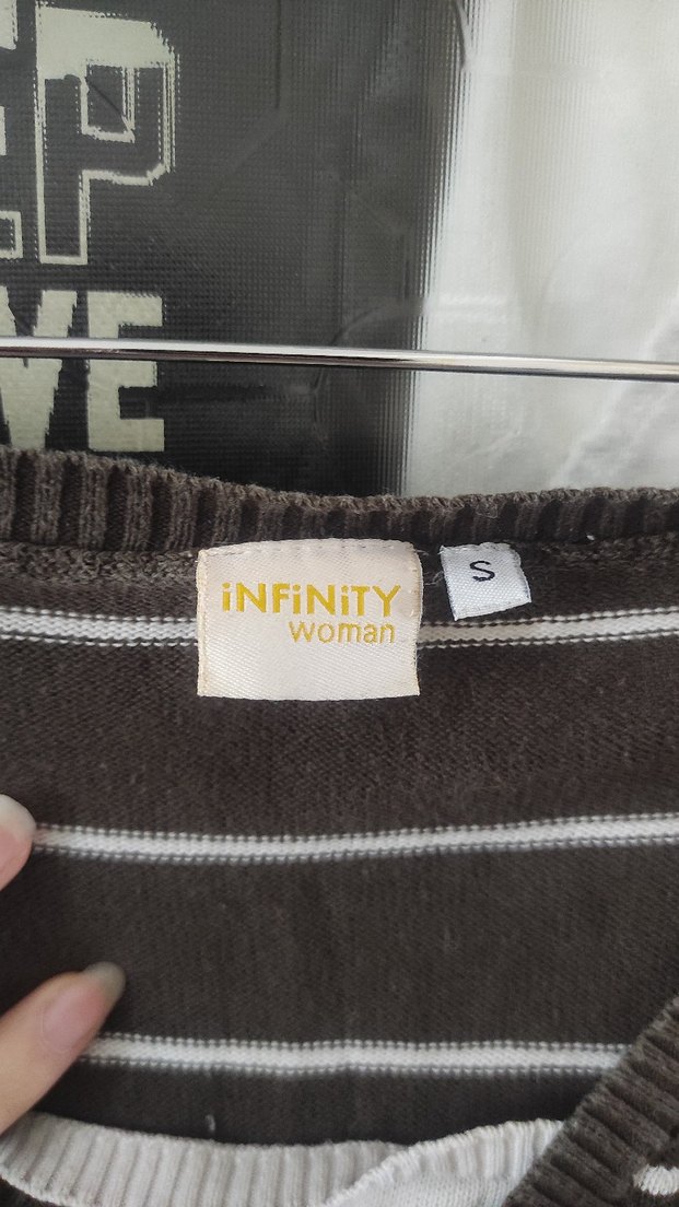 V Yaka Uzun Kollu Çizgili Kahverengi Kadın Kazak - Görsel 4