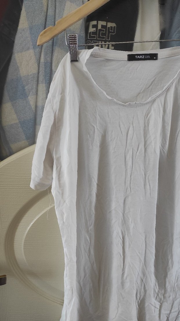 Kadın Beyaz Keten Kısa Kollu Tişört - Görsel 3