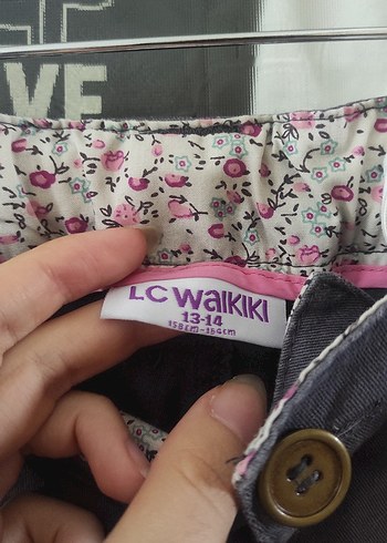 Gri Düğmeli Kot Şort - Görsel 5