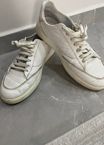 Beyaz Minimalist Erkek Spor Ayakkabı - Görsel 2