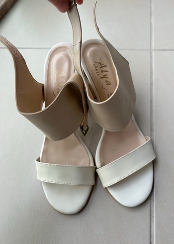 Bayan topluklu ayakkabı - Görsel 5