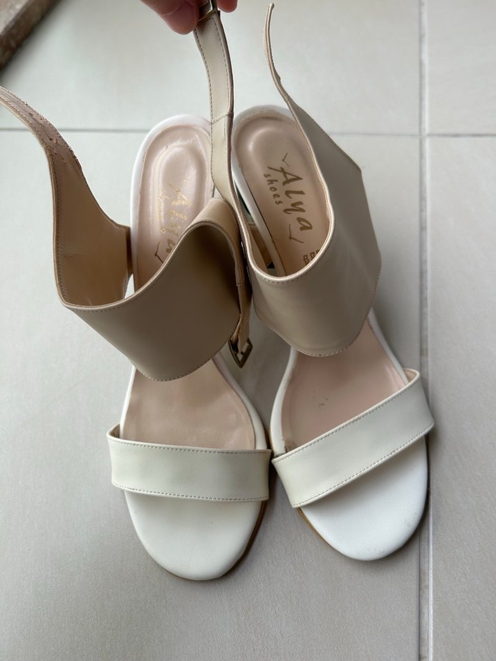 Bayan topluklu ayakkabı - Görsel 5