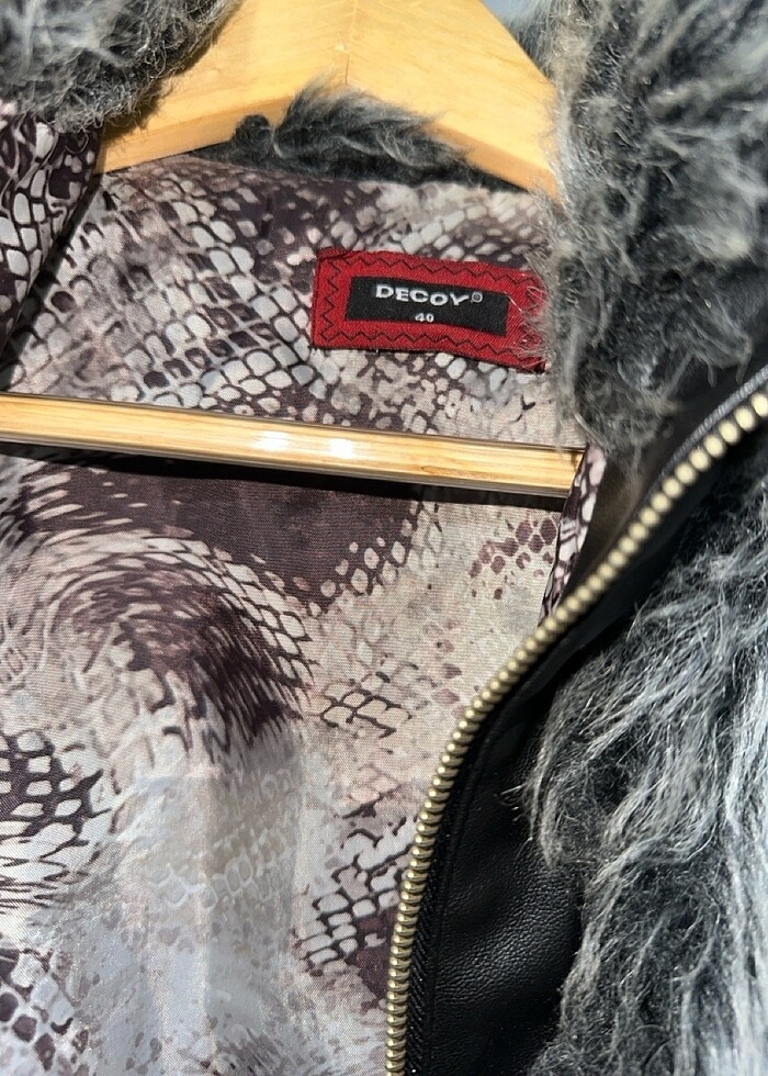 Tüylü yelek - Görsel 3