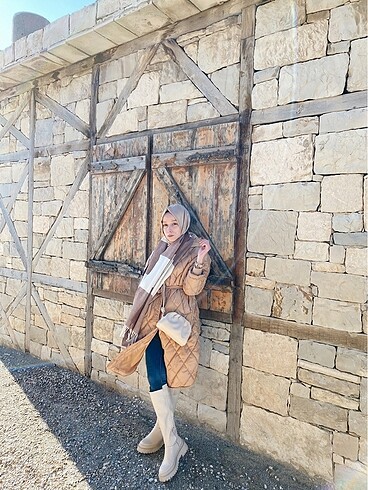 Stradivarius Çizme