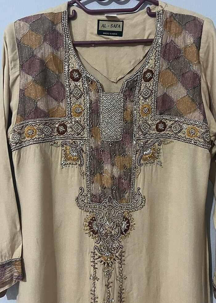 Tesettür elbise - Görsel 3