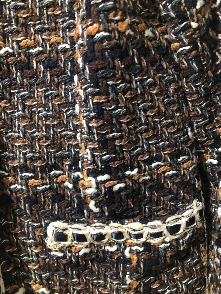 Zincir Detaylı Kahverengi Midi Kadın Kaban - Görsel 4