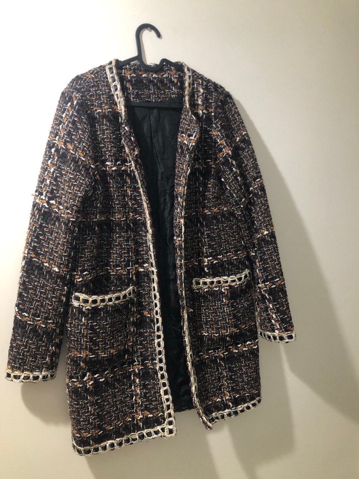 Zincir Detaylı Kahverengi Midi Kadın Kaban - Görsel 2