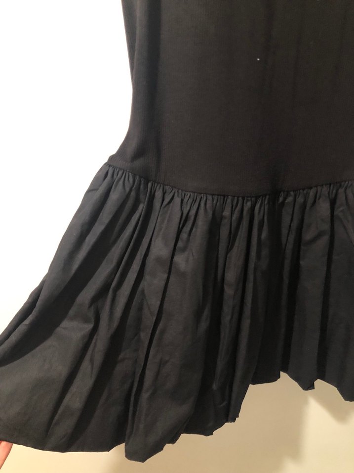 Uzun Kollu Siyah Elbise - Görsel 2