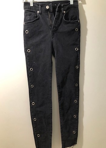 Düğmeli Siyah Dar Kesim Kadın Kot Pantolon - Görsel 2