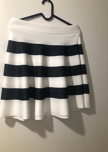 Kadın Çizgili Pileli Mini Etek - Görsel 3