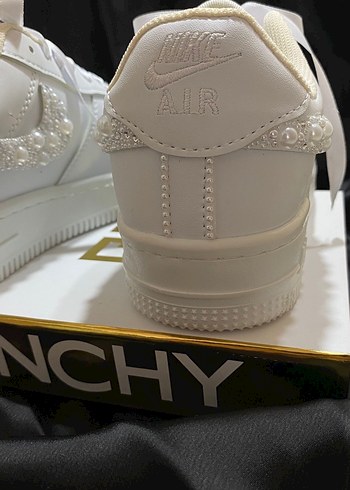 Gelinler için en şık ayakkabı - Görsel 2