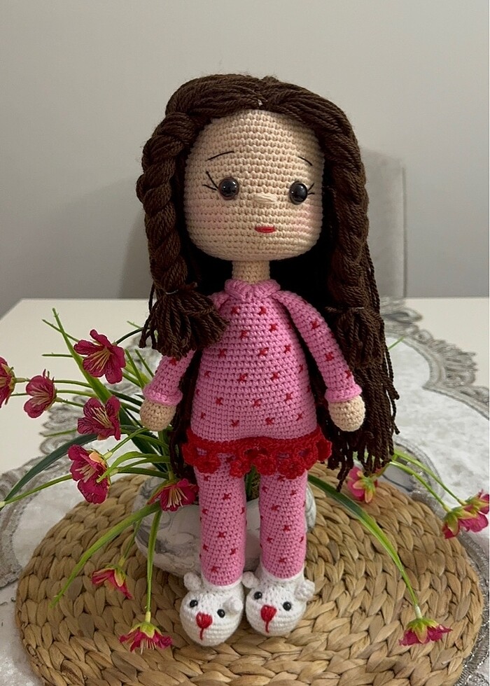 El örgüsü Amigrumi pijamalı  ve panduflu şirin bebek - Görsel 4