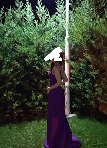 Sırt detaylı abiye