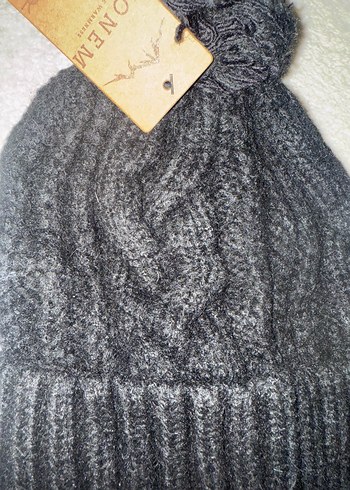 Siyah Kadın Örgü Bere - Görsel 2