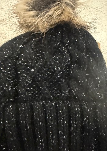 Siyah Kürklü Kadın Örgü Bere - Görsel 2