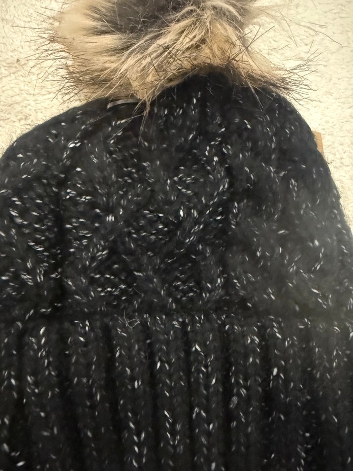 Siyah Kürklü Kadın Örgü Bere - Görsel 2
