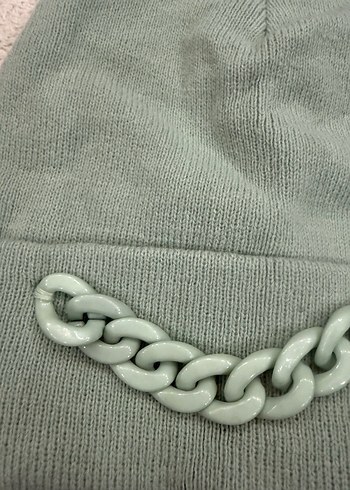 Zincir Detaylı yeşil Kadın Bere - Görsel 2