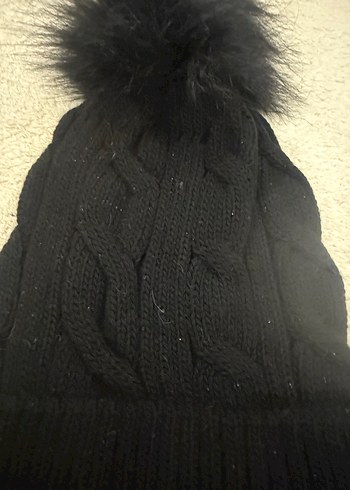 Kadın Siyah Yün Kürklü Bere - Görsel 2