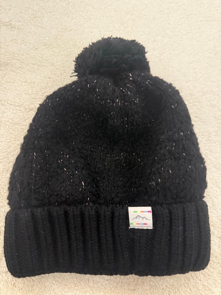 Kadın Siyah Yün Kürklü Bere - Görsel 3