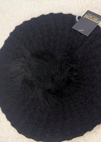 Siyah Kadın ressam Yün Örgü Bere - Görsel 3