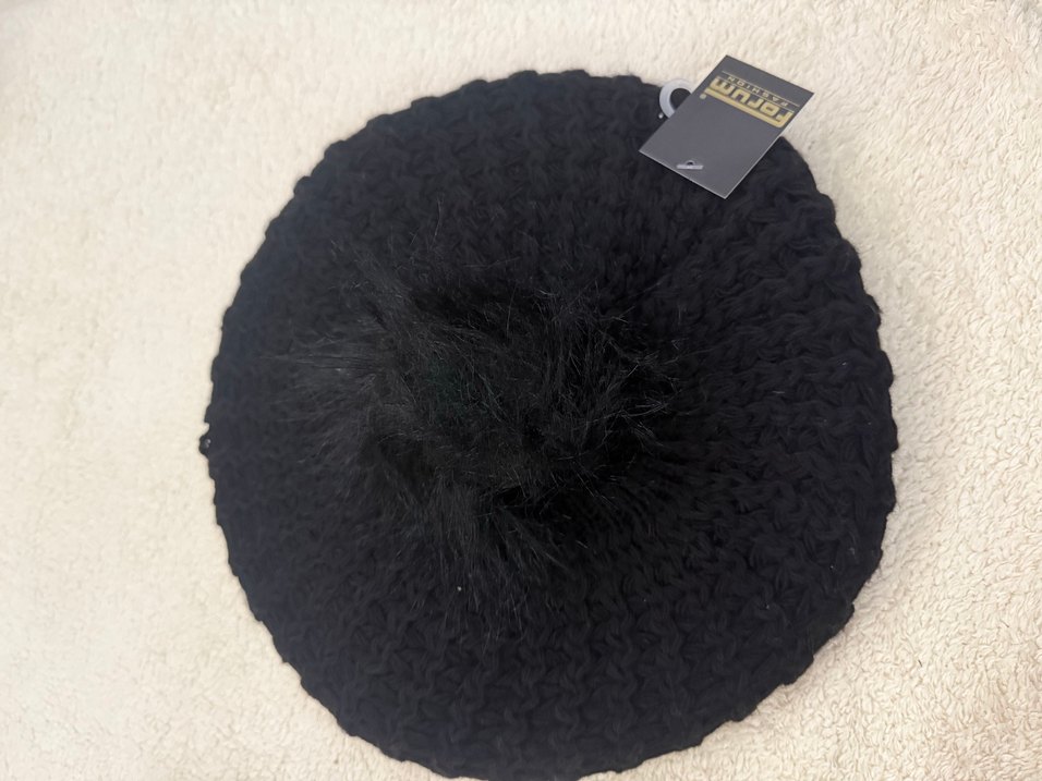 Siyah Kadın ressam Yün Örgü Bere - Görsel 3