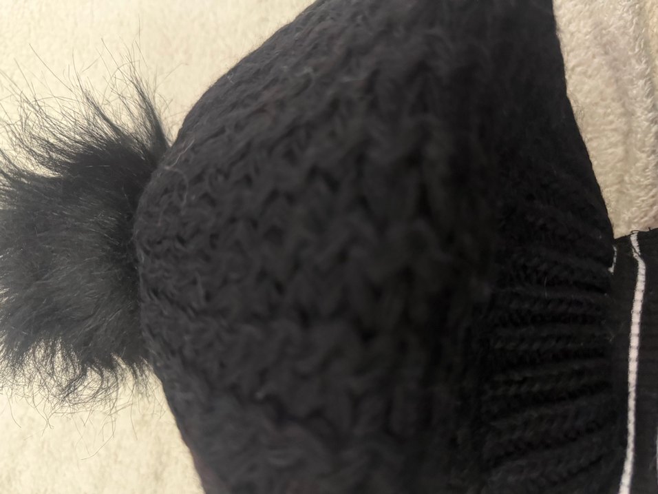 Siyah Kadın ressam Yün Örgü Bere - Görsel 2