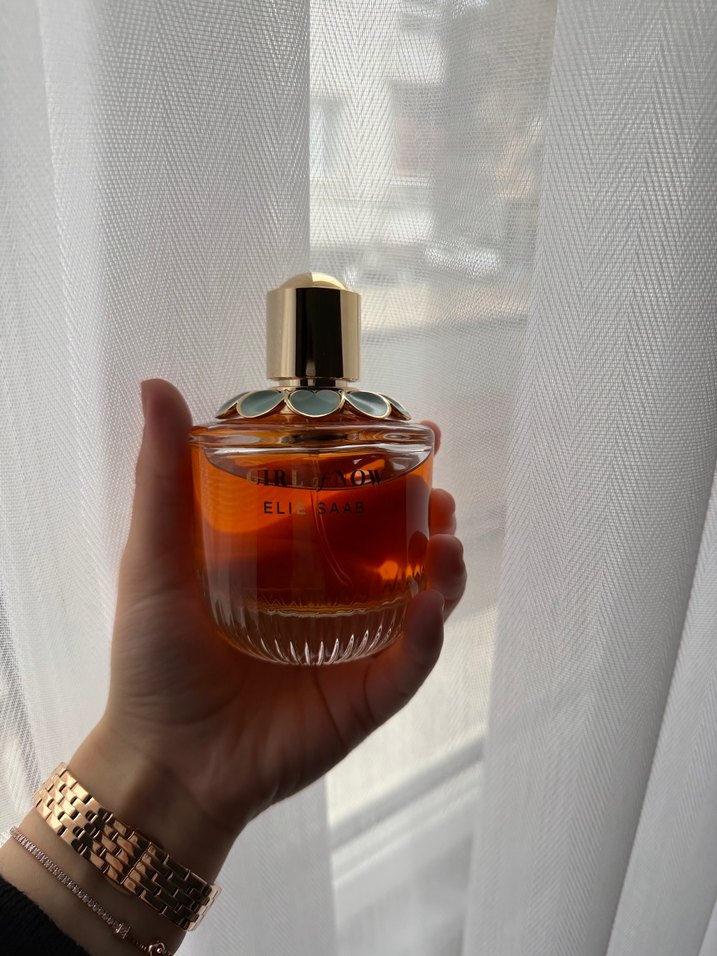 Elie Saab Kadın Parfümü - Görsel 3