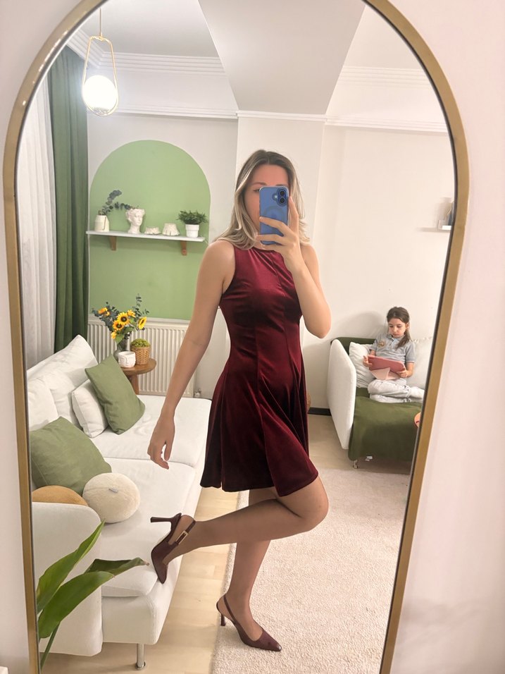 Bordo kadife elbise - Görsel 2