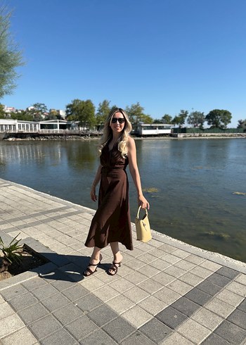 Kahverengi Midi Elbise - Görsel 4