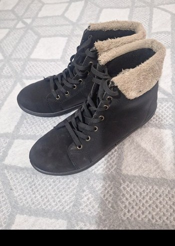 Siyah Süet Kürk Detaylı Dolgu Topuk Bot - Görsel 3