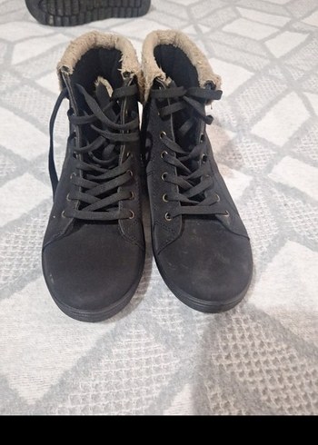 Siyah Süet Kürk Detaylı Dolgu Topuk Bot - Görsel 5