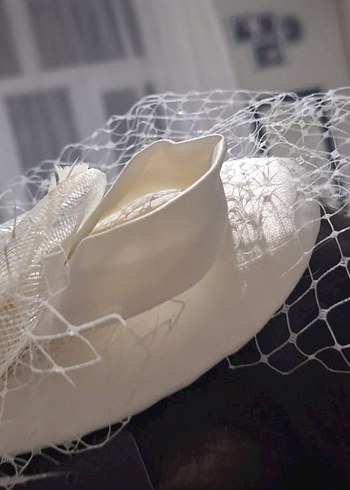 Dantel Detaylı Beyaz Gelin Saç Aksesuarı - Görsel 4