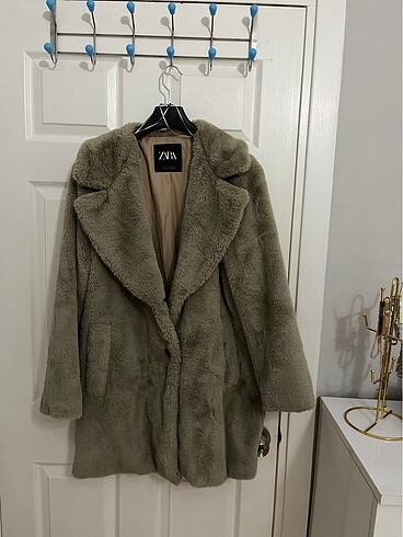 ZARA Peluş Kürk