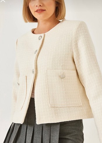 Düğmeli Mini Bej Kadın Ceket - Görsel 2