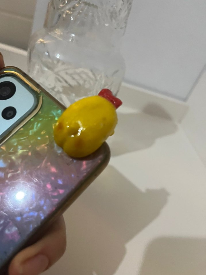 Sarı Parlak Tavuk Figürlü Telefon Aksesuarı - Görsel 2