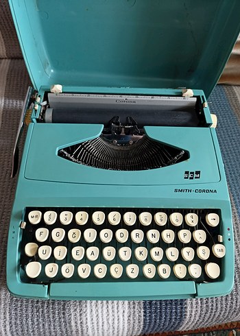 Turkuaz Smith-Corona Daktilo - Görsel 2