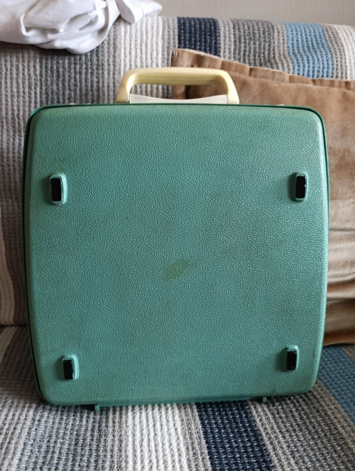 Turkuaz Smith-Corona Daktilo - Görsel 5