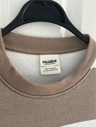 Pull and Bear Kahverengi - Beyaz Çizgili Sweatshirt