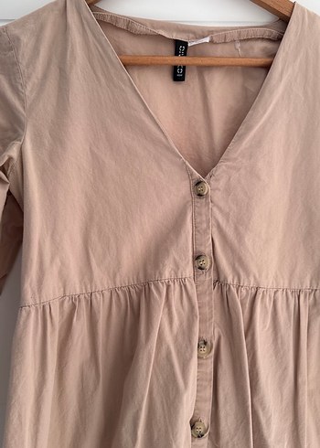 Bej V Yaka Düğmeli Midi Elbise - Görsel 2