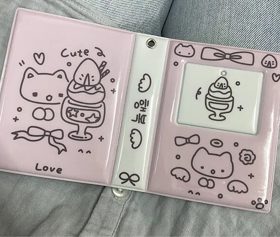 Beden Kawaii K-pop Binder?