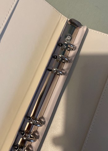 Pastel Beyaz Deri Binder - Görsel 3