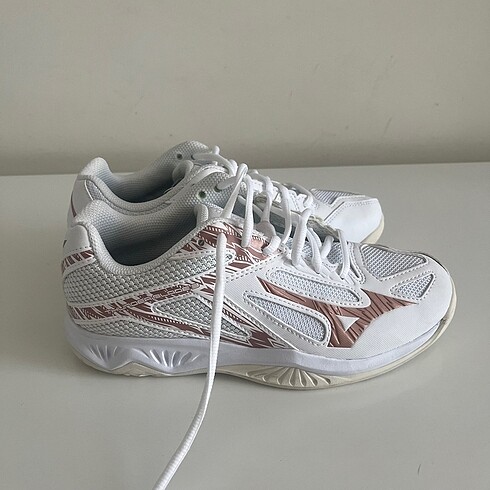 38 Beden beyaz Renk mizuno voleybol ayakkabısı thunder blade 3