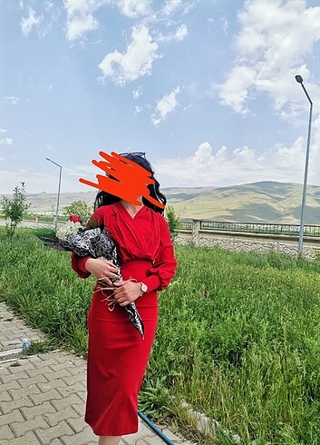 Trendyol & Milla 2 defa tek giyildi tertemiz çok güzel çok beğeniyorum ama artık