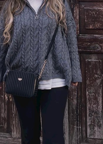 Gri Yılan Desenli Örgü Kadın Kazak - Görsel 3