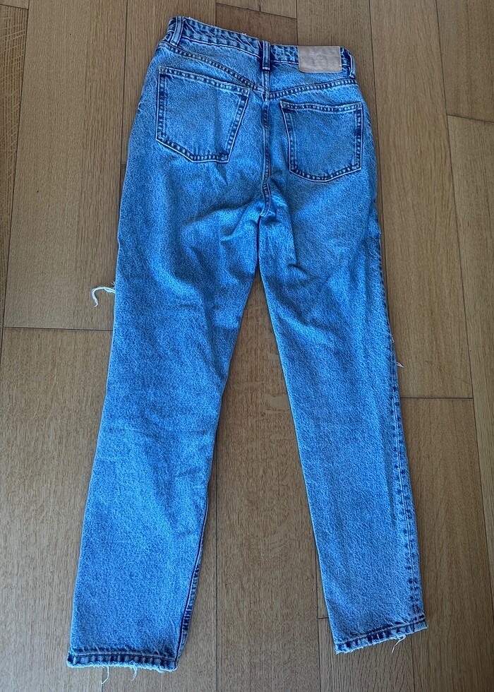 ZARA yırtık detaylı mom jean pantolon - Görsel 4