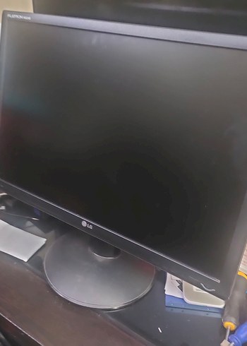 Mavi LG Monitör - Görsel 8