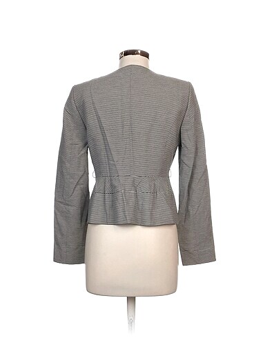 38 Beden ipekyol Blazer %70 İndirimli.